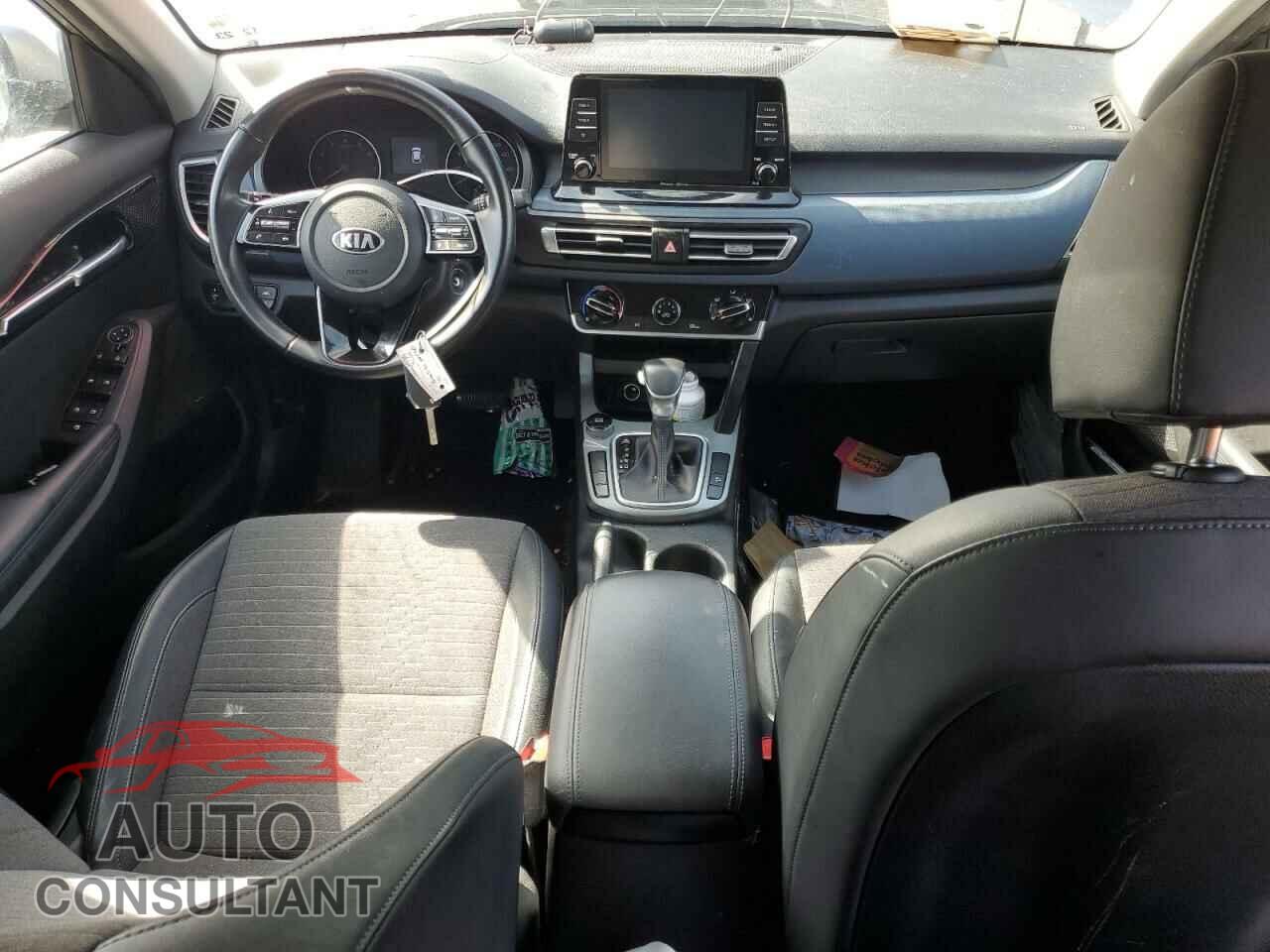 KIA SELTOS 2021 - KNDEU2AA1M7079821