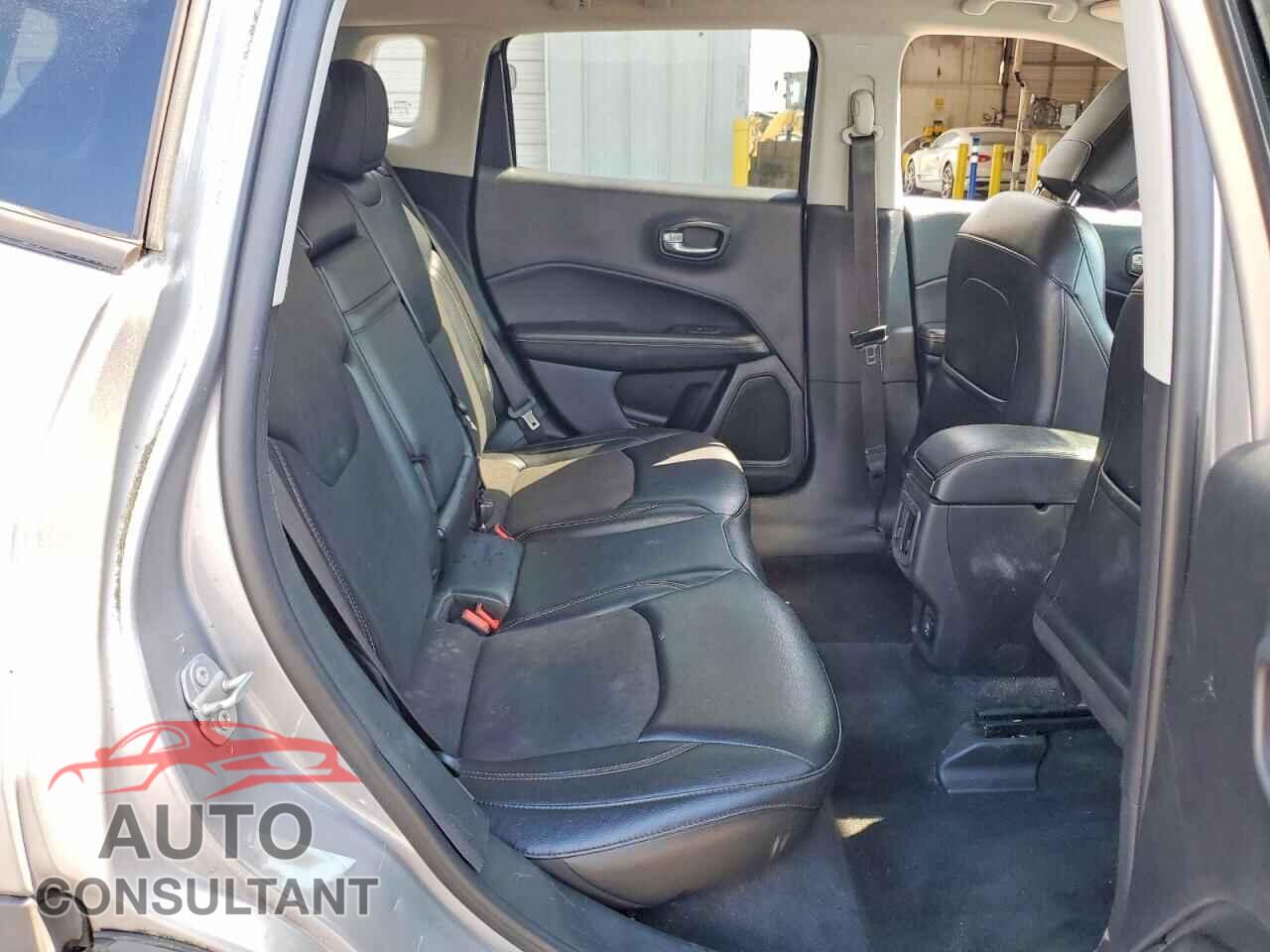 JEEP COMPASS 2018 - 3C4NJDBB5JT464480
