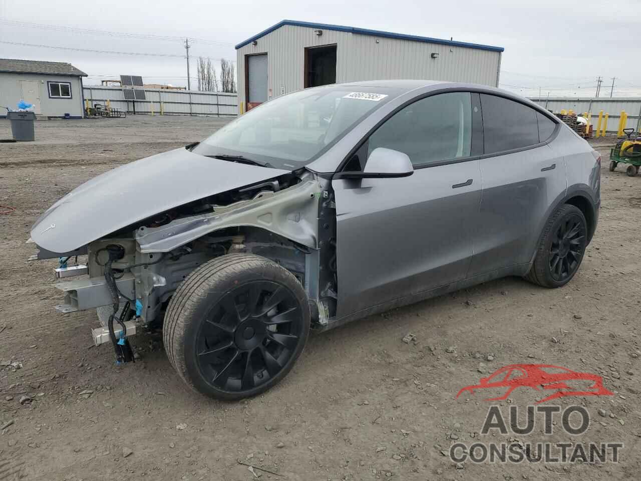 TESLA MODEL Y 2025 - 7SAYGAEE7SF260069