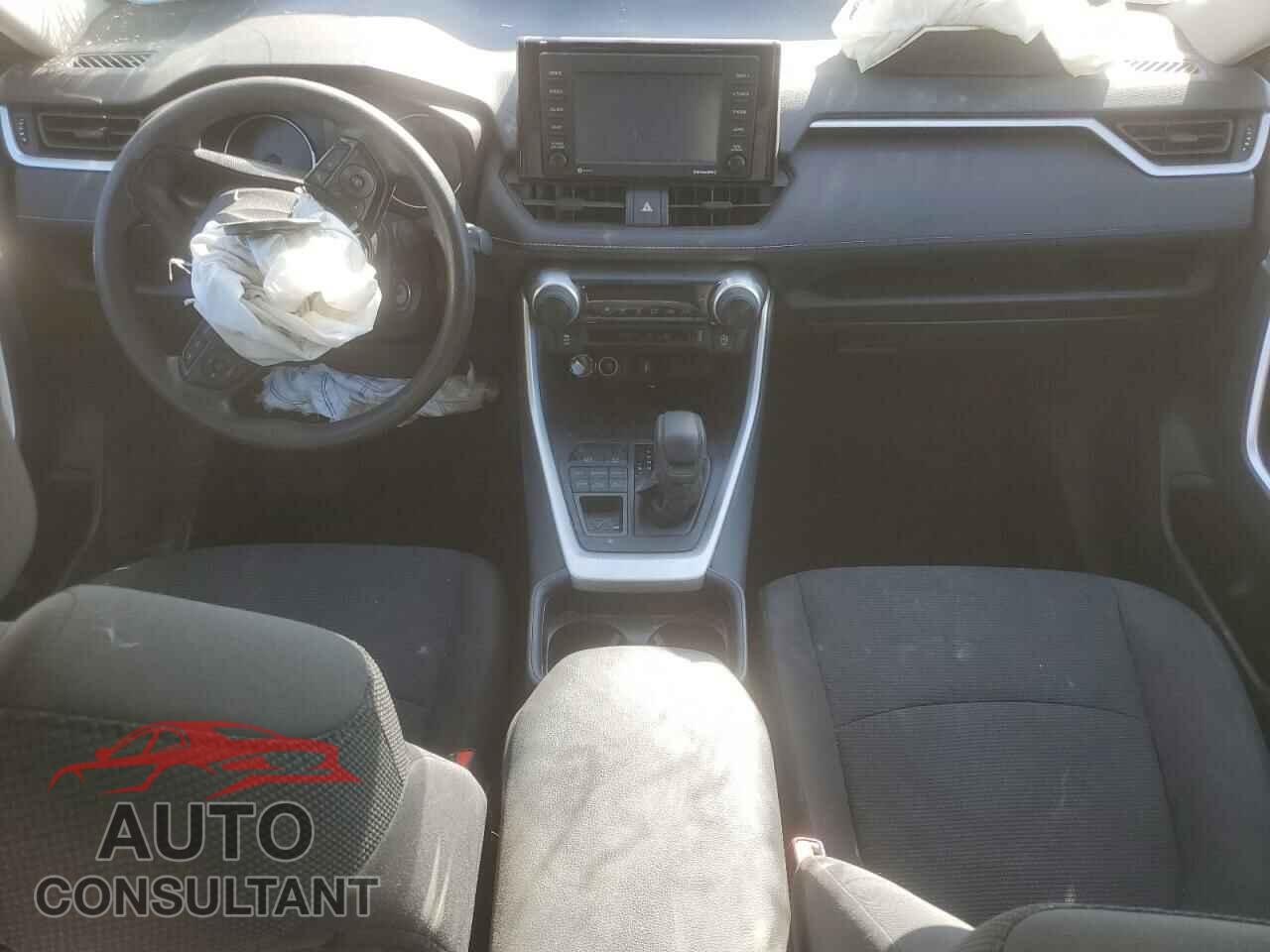 TOYOTA RAV4 2021 - 2T3F1RFV8MC228264