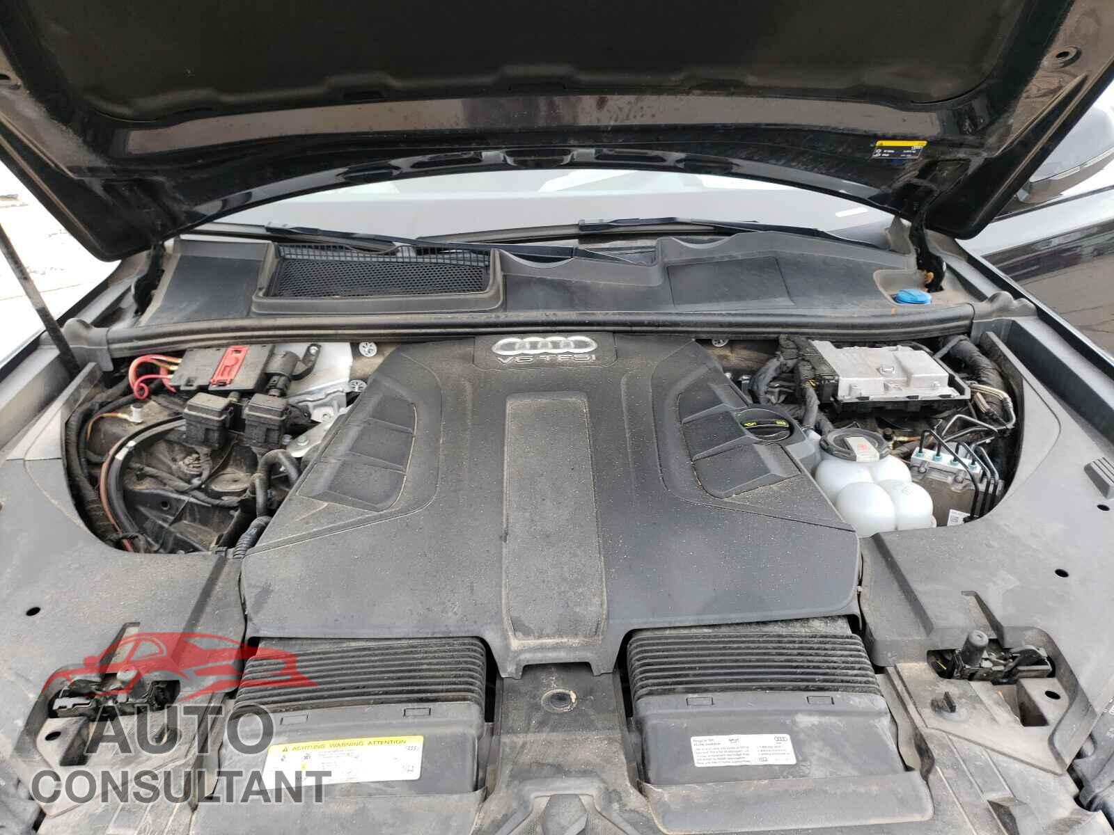 AUDI Q7 2018 - WA1VAAF71JD026558