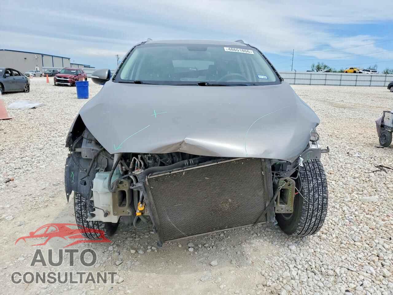 KIA SORENTO 2017 - 5XYPG4A38HG245452