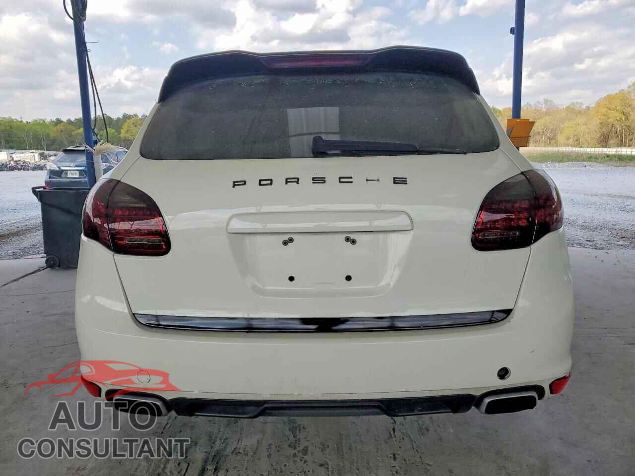 PORSCHE CAYENNE 2011 - WP1AA2A28BLA01944