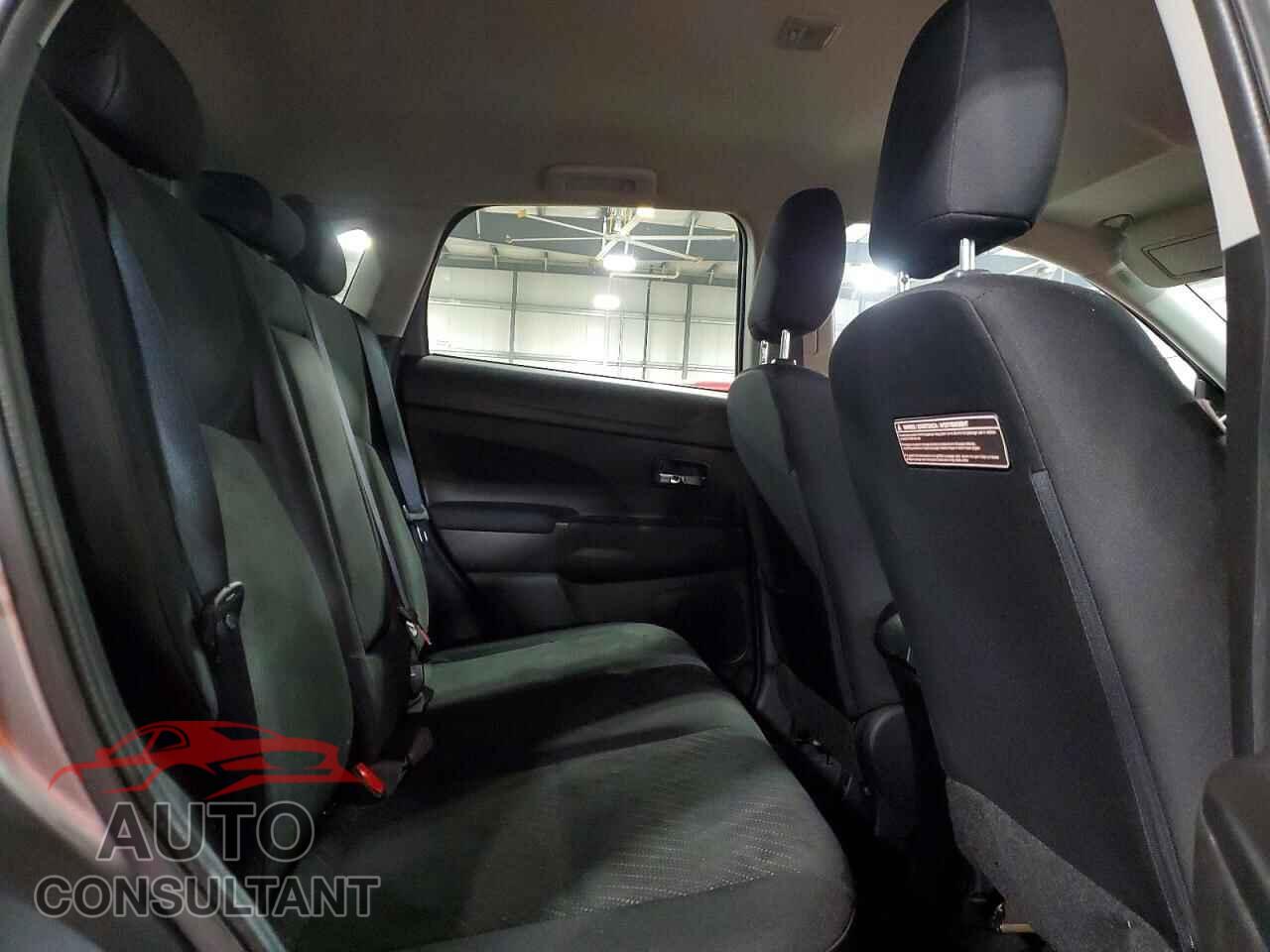 MITSUBISHI OUTLANDER 2014 - 4A4AP4AUXEE032336