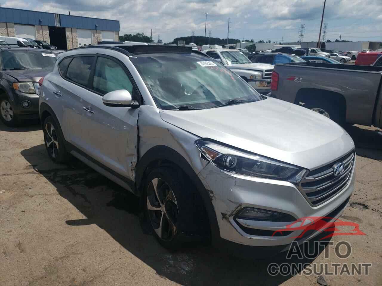 HYUNDAI TUCSON 2017 - KM8J3CA26HU412727