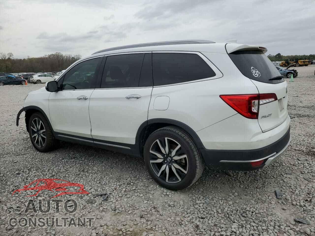 HONDA PILOT 2021 - 5FNYF5H62MB024072