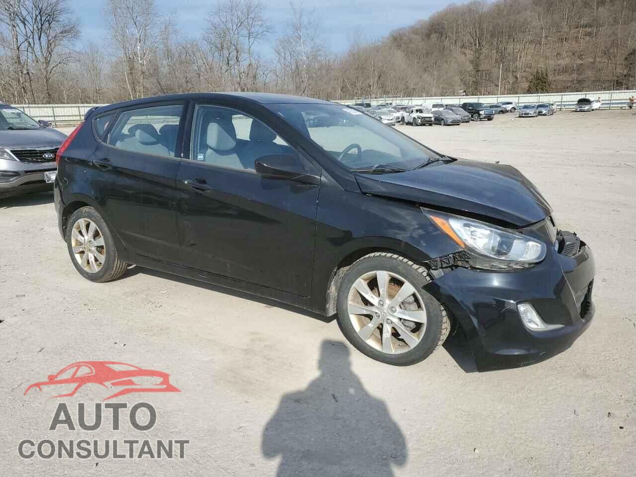 HYUNDAI ACCENT 2012 - KMHCU5AEXCU018278