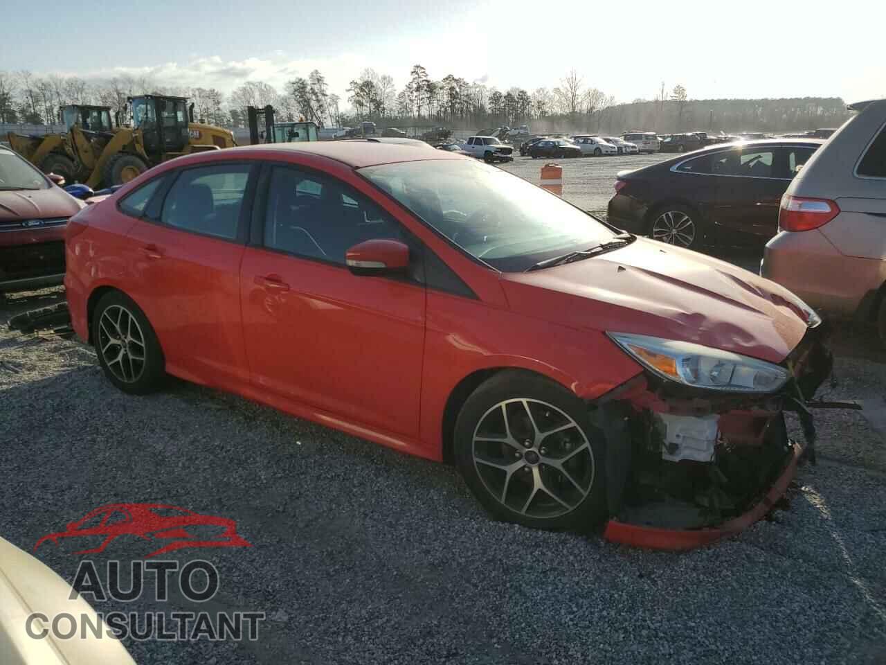 FORD FOCUS 2015 - 1FADP3F21FL361127