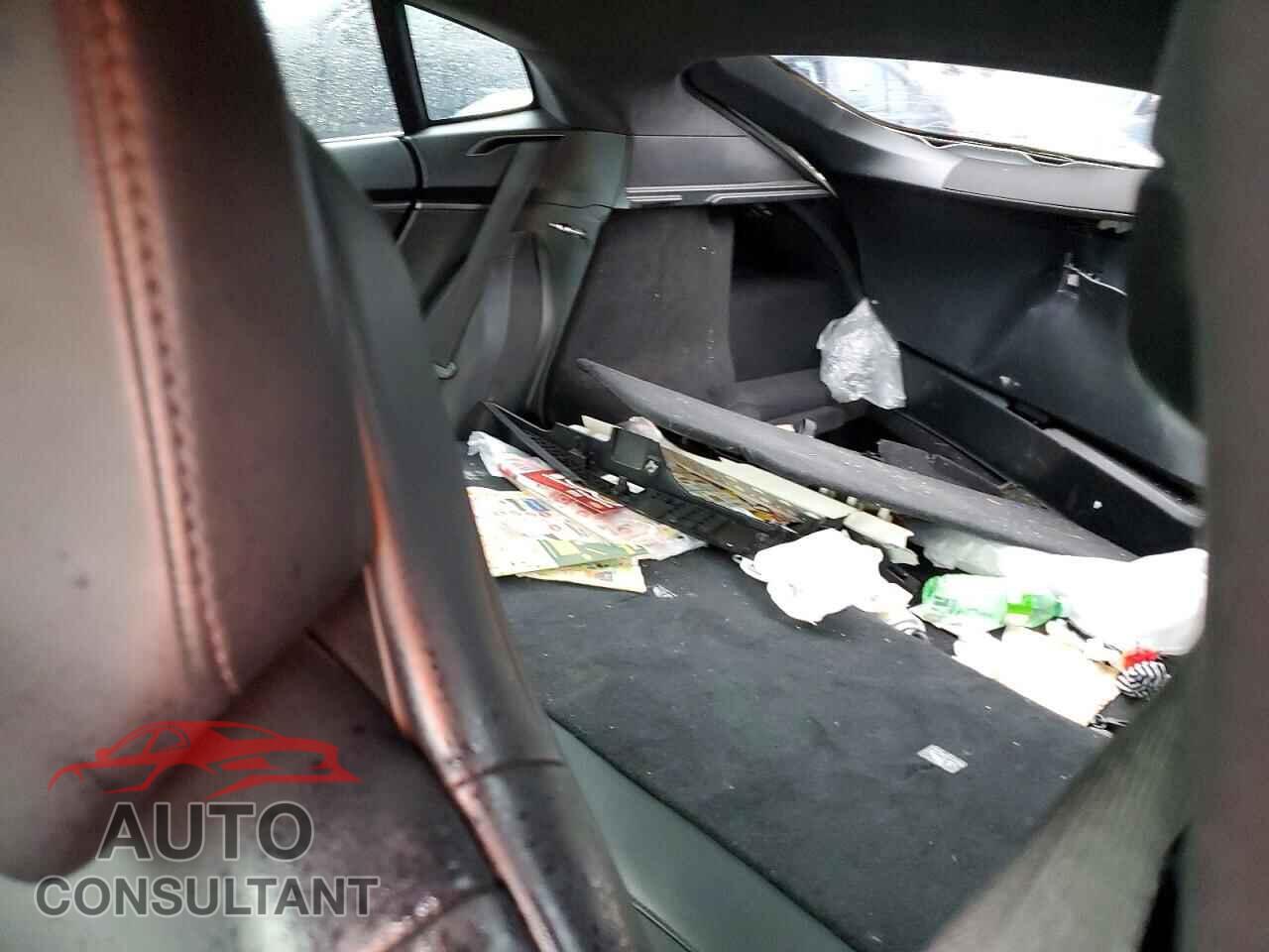 TESLA MODEL S 2019 - 5YJSA1E49KF334975