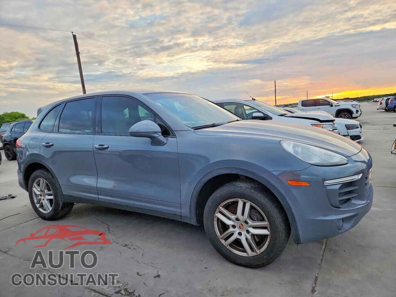 PORSCHE CAYENNE 2017 - WP1AA2A22HKA89551