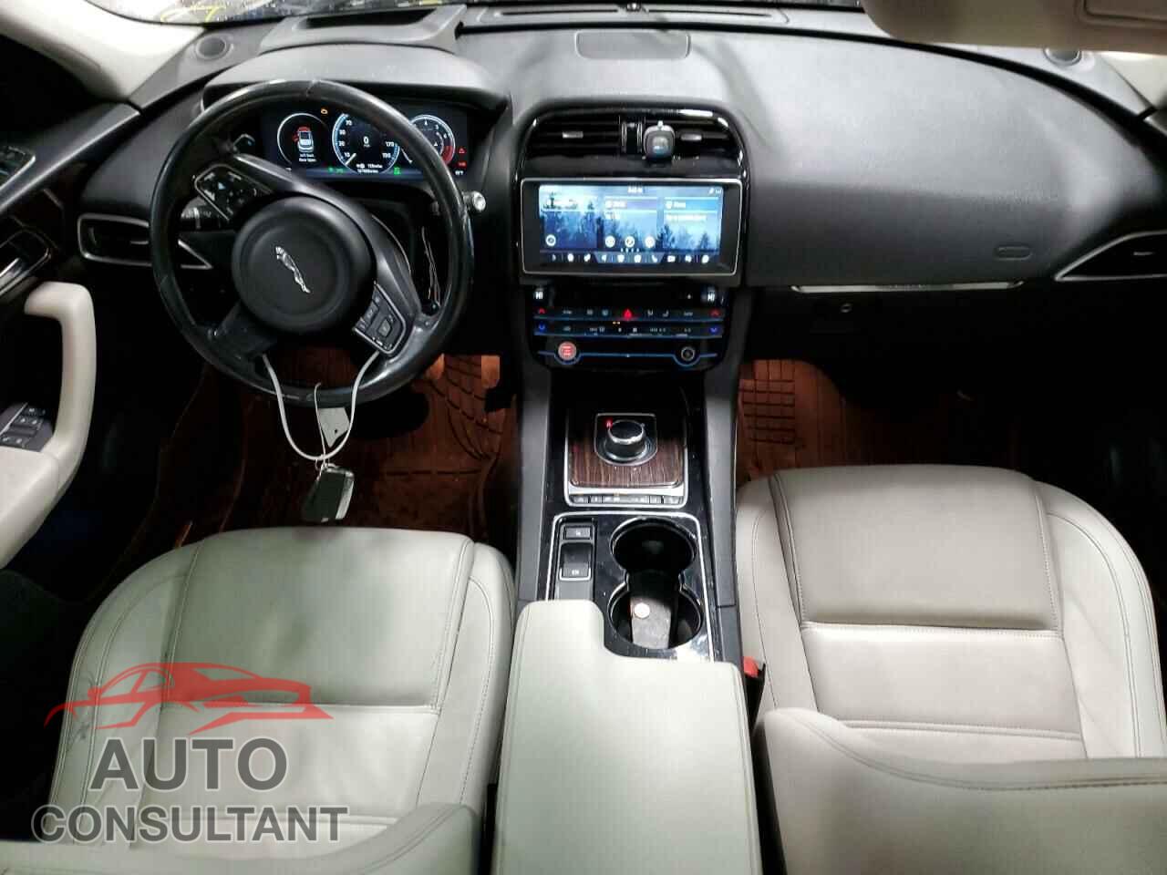 JAGUAR F-PACE 2017 - SADCK2BV4HA059963