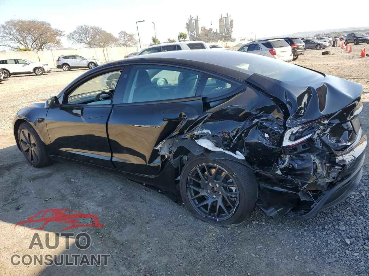 TESLA MODEL 3 2024 - 5YJ3E1EA1RF744369