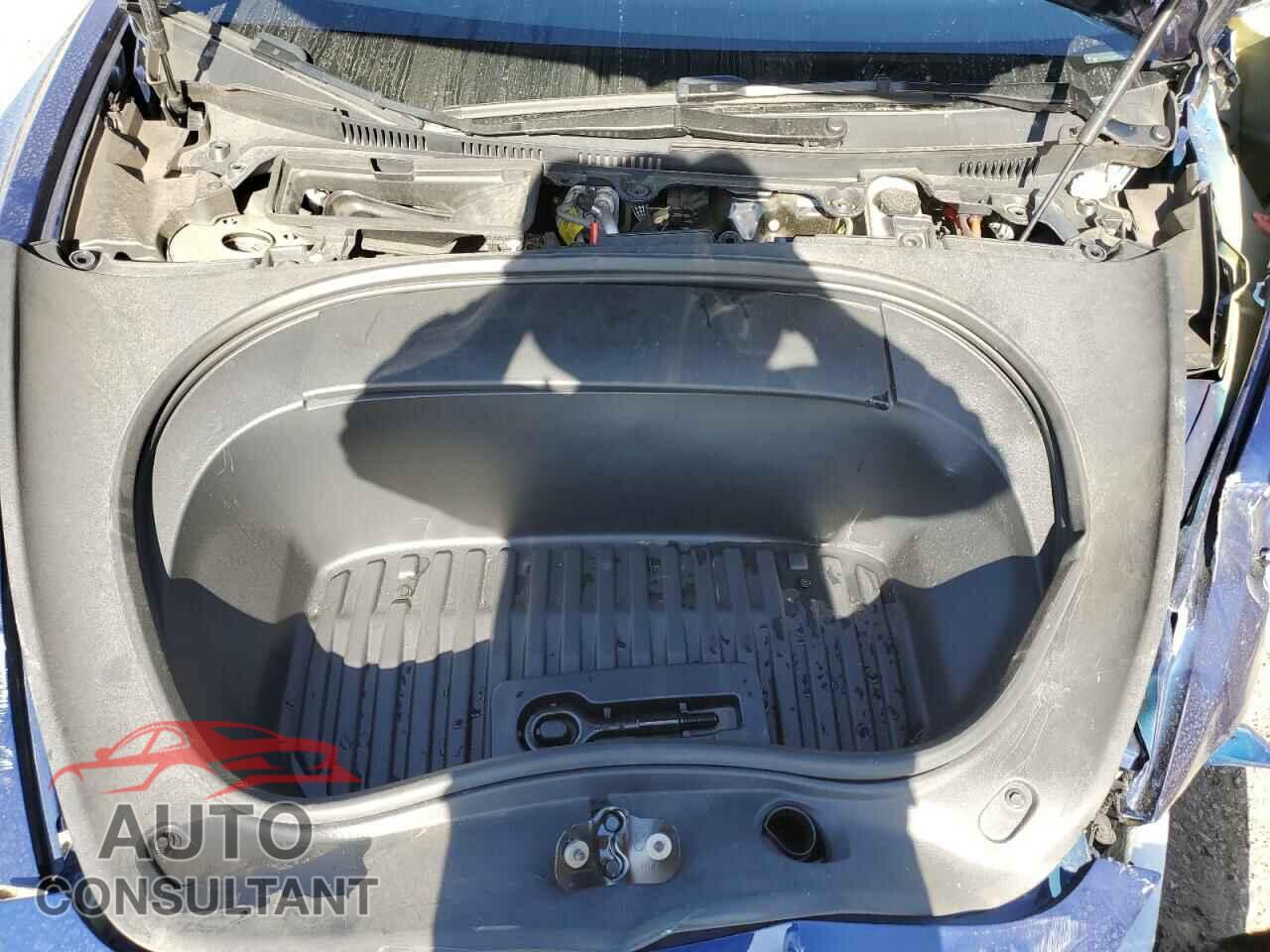 TESLA MODEL 3 2024 - 5YJ3E1EA3RF746320