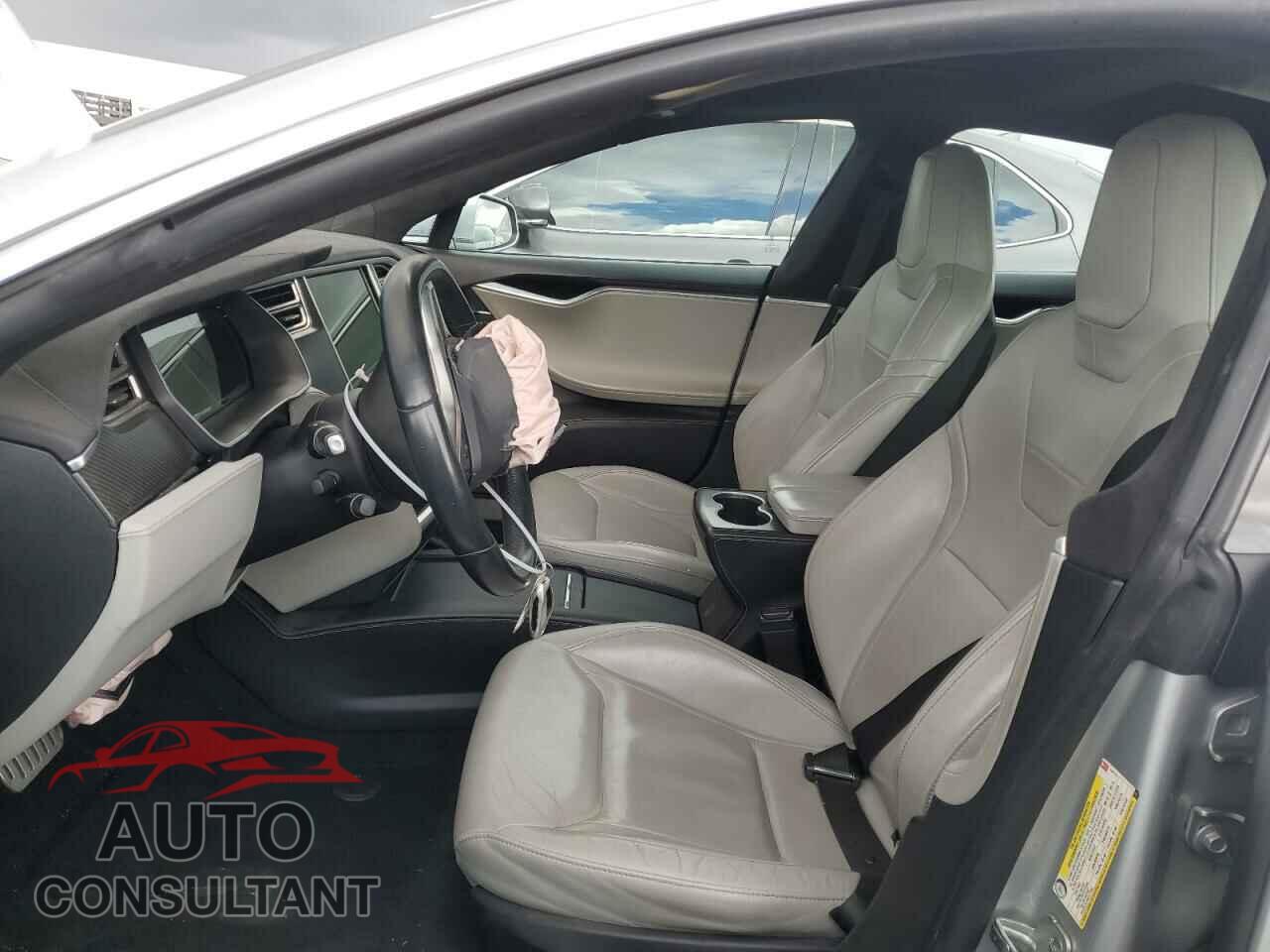TESLA MODEL S 2016 - 5YJSA1E43GF141177