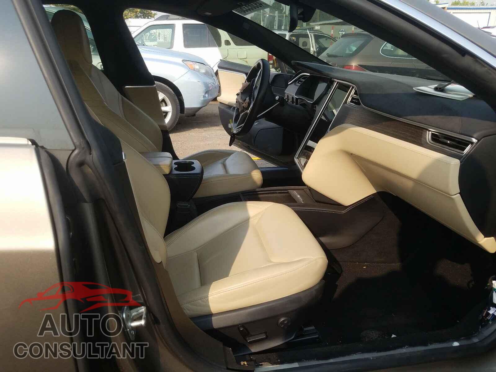 TESLA MODEL S 2016 - 5YJSA1E44GF134142