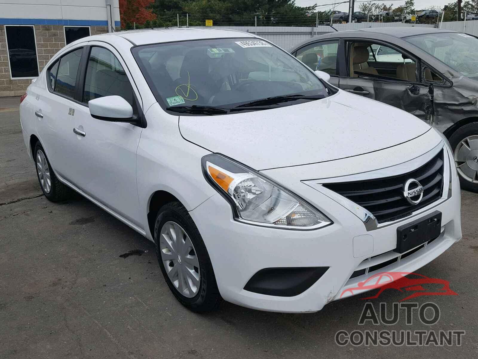 NISSAN VERSA 2017 - 3N1CN7APXHL873288