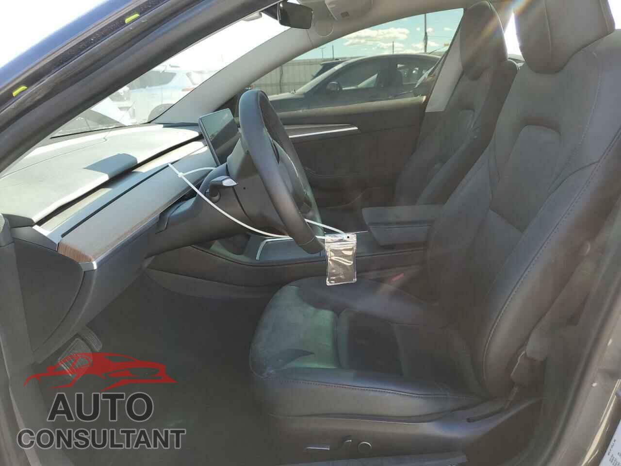 TESLA MODEL 3 2023 - 5YJ3E1EA3PF575503