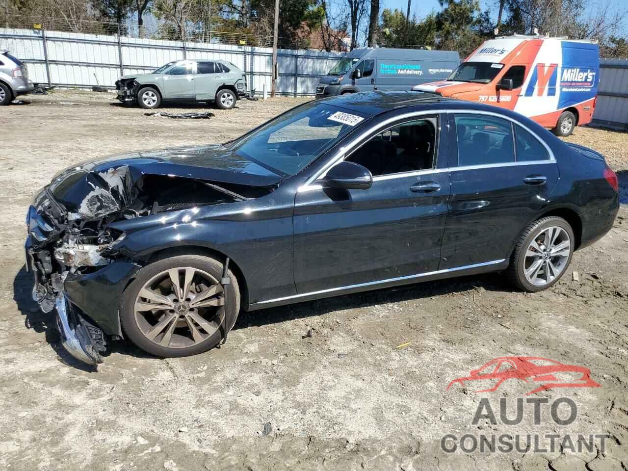 MERCEDES-BENZ C-CLASS 2018 - 55SWF4KB1JU280818