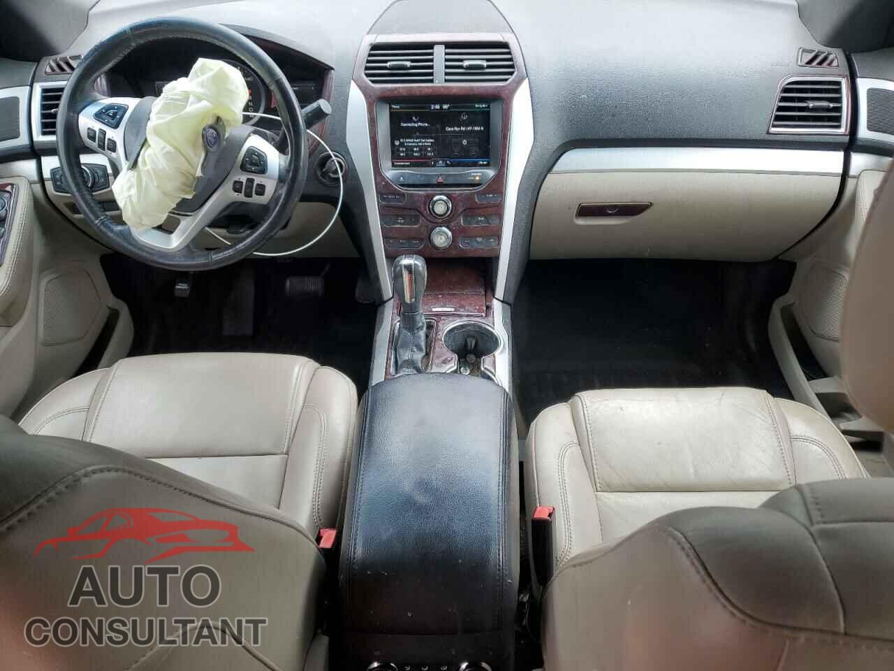 FORD EXPLORER 2015 - 1FM5K8D85FGA23915
