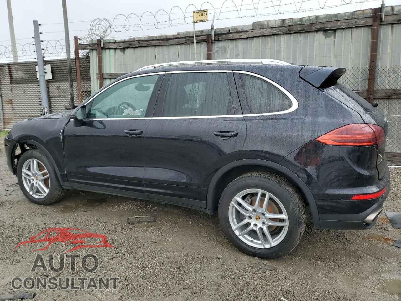 PORSCHE CAYENNE 2016 - WP1AA2A22GKA08871