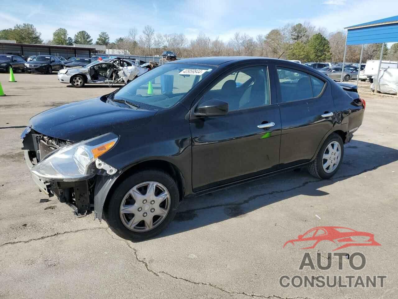 NISSAN VERSA 2018 - 3N1CN7AP8JL854891