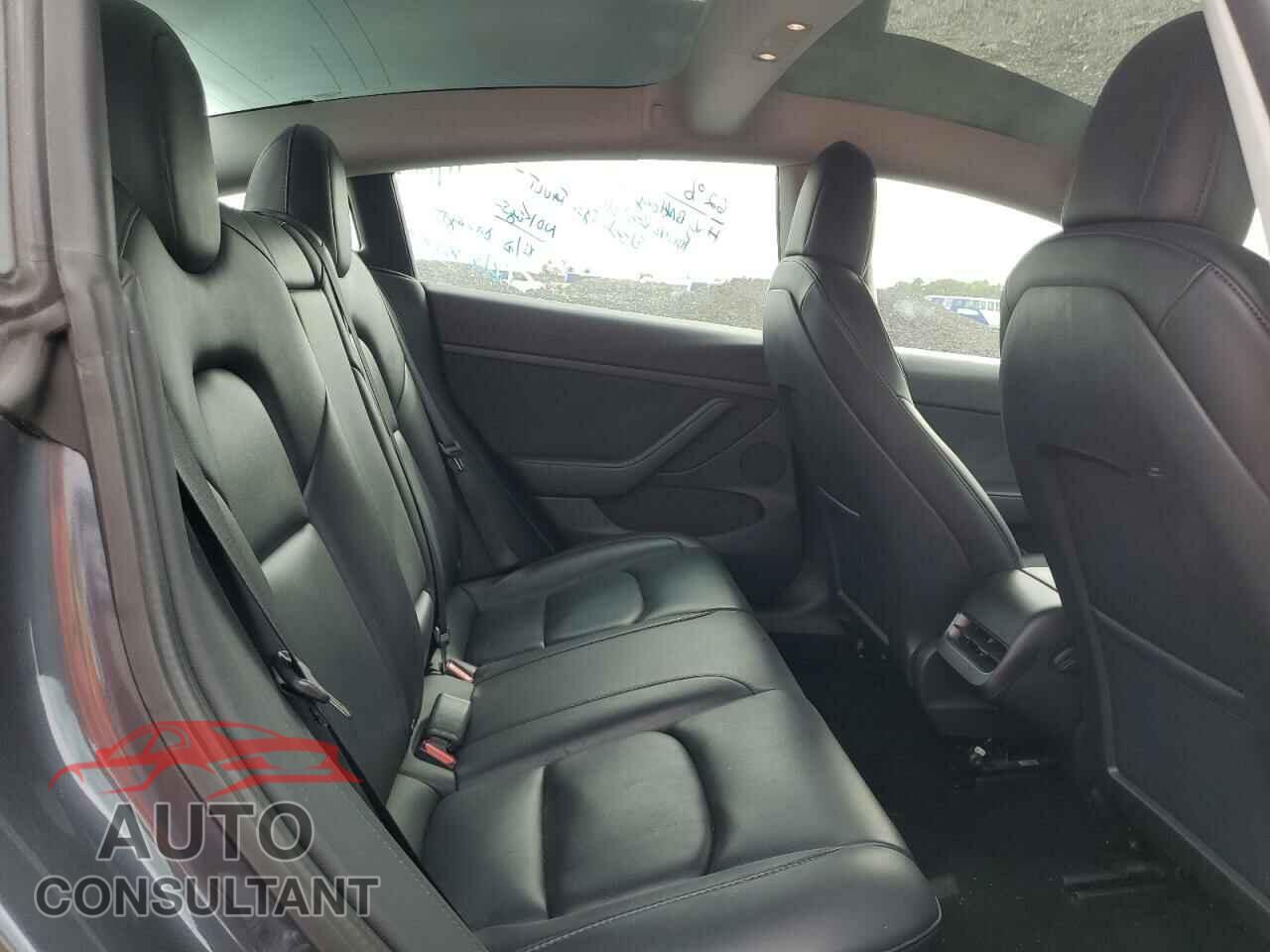 TESLA MODEL 3 2022 - 5YJ3E1EB2NF291141