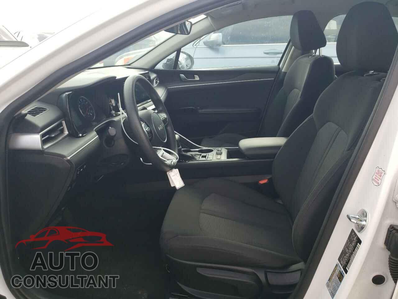 KIA K5 2022 - 5XXG14J24NG153473