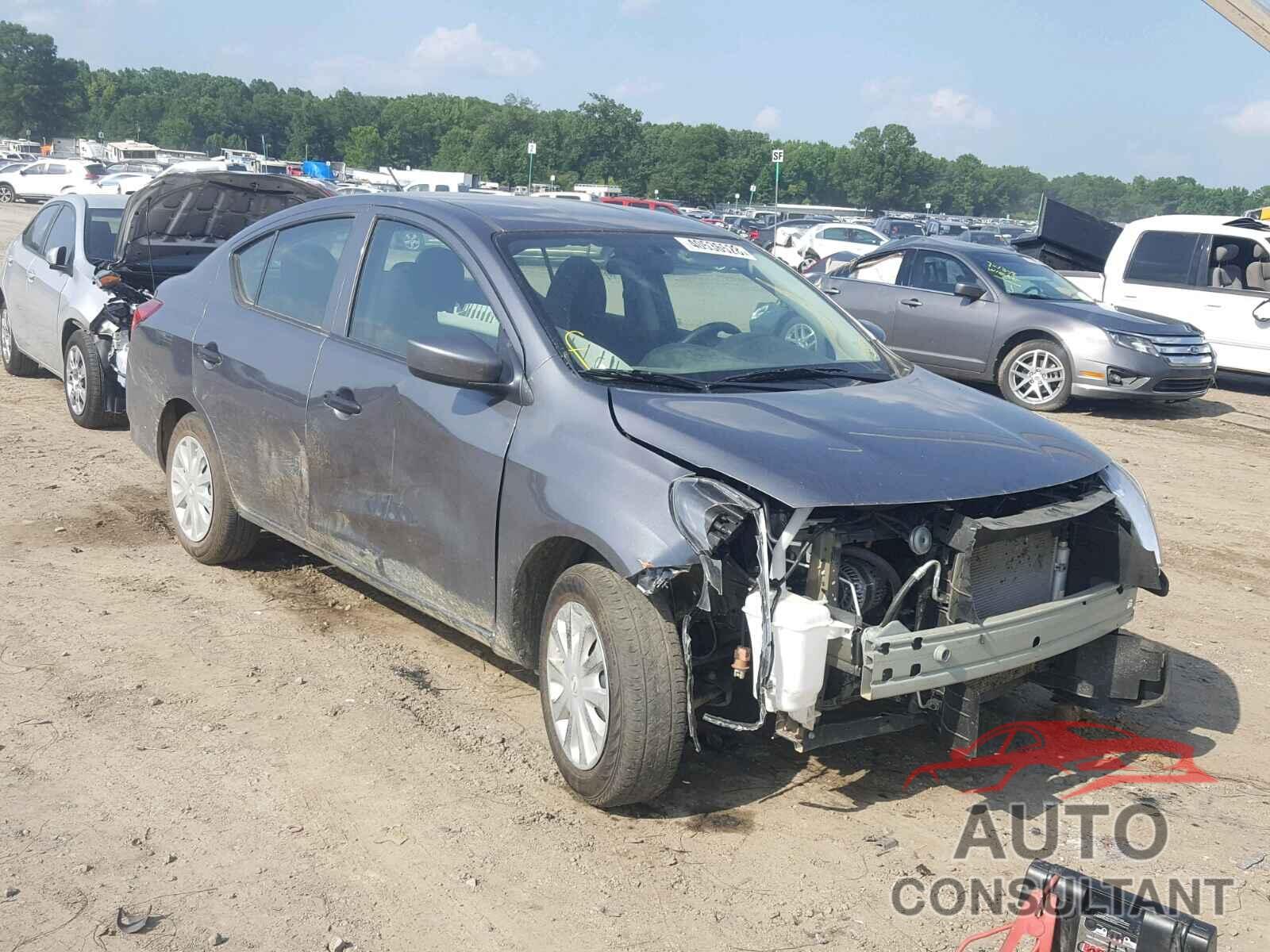 NISSAN VERSA 2018 - 3N1CN7AP6JL839192