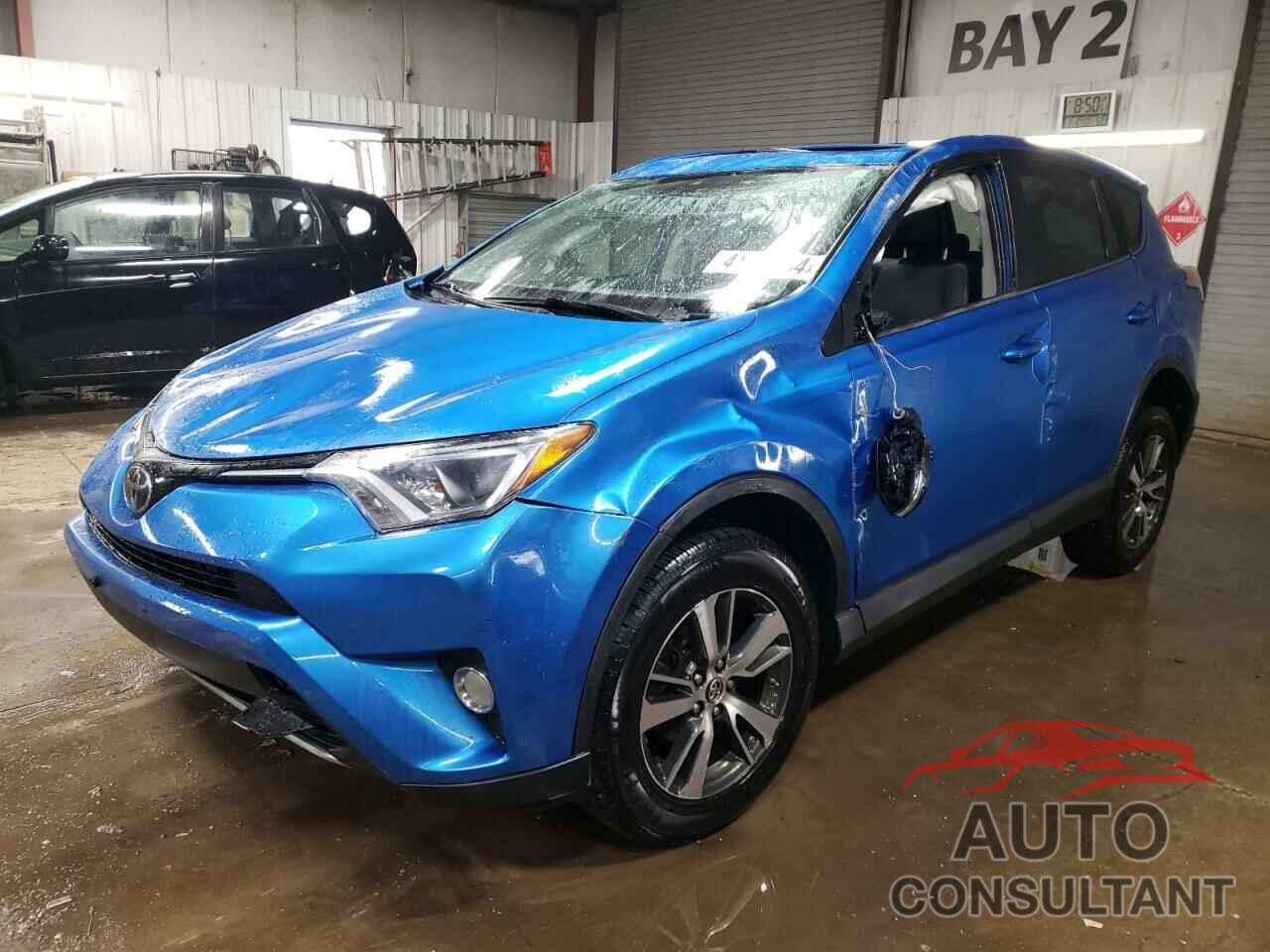 TOYOTA RAV4 2018 - 2T3RFREV5JW816973