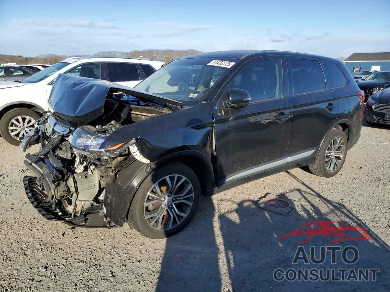 MITSUBISHI OUTLANDER 2018 - JA4AZ3A33JZ000537