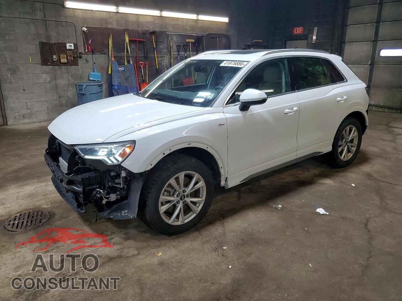 AUDI Q3 2021 - WA1EECF35M1052437