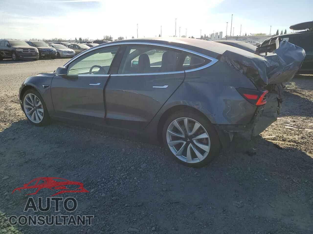 TESLA MODEL 3 2018 - 5YJ3E1EA3JF053140