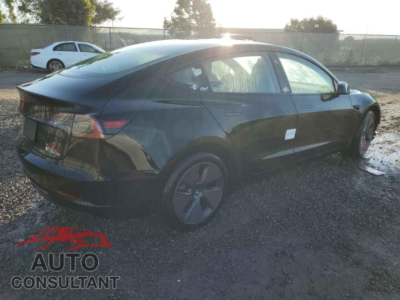 TESLA MODEL 3 2023 - 5YJ3E1EB2PF623856