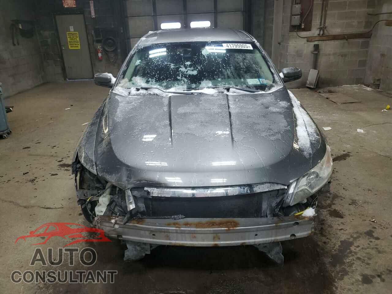 FORD TAURUS 2011 - 1FAHP2EW8BG177841