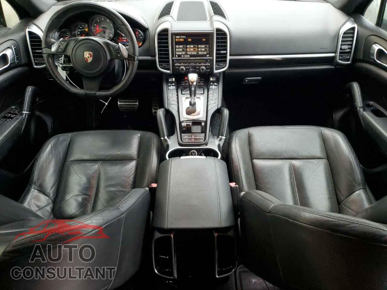 PORSCHE CAYENNE 2011 - WP1AB2A26BLA44577