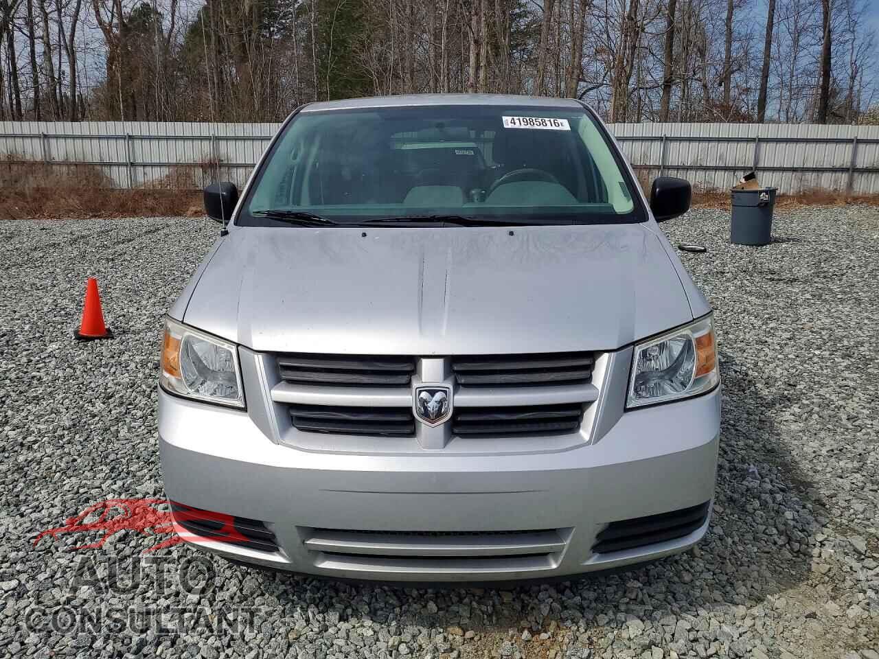 DODGE CARAVAN 2010 - 2D4RN4DE8AR475945