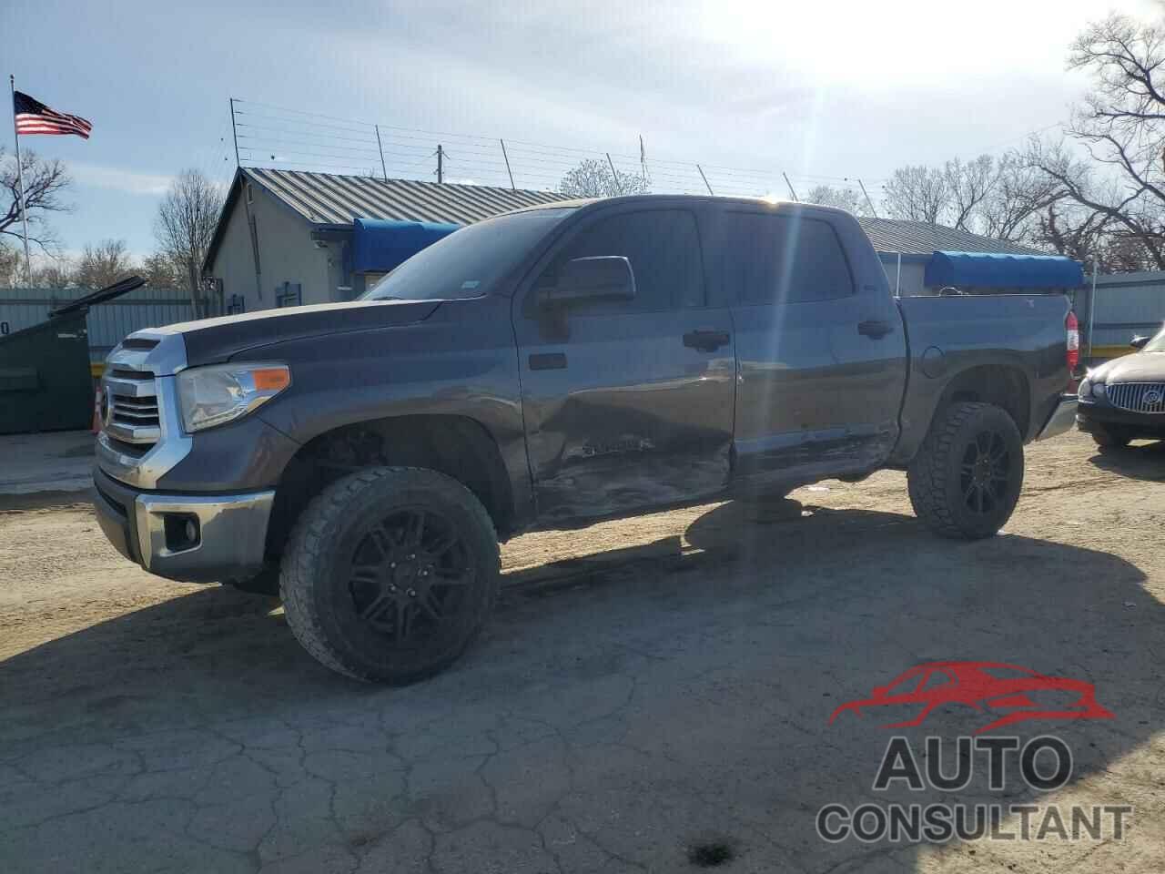 TOYOTA TUNDRA 2017 - 5TFDW5F18HX674087