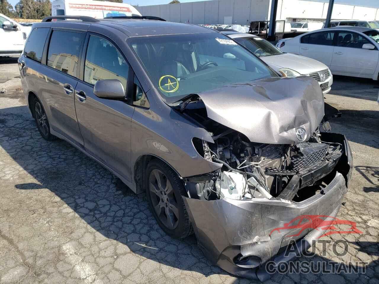 TOYOTA SIENNA 2016 - 5TDXK3DC5GS705673