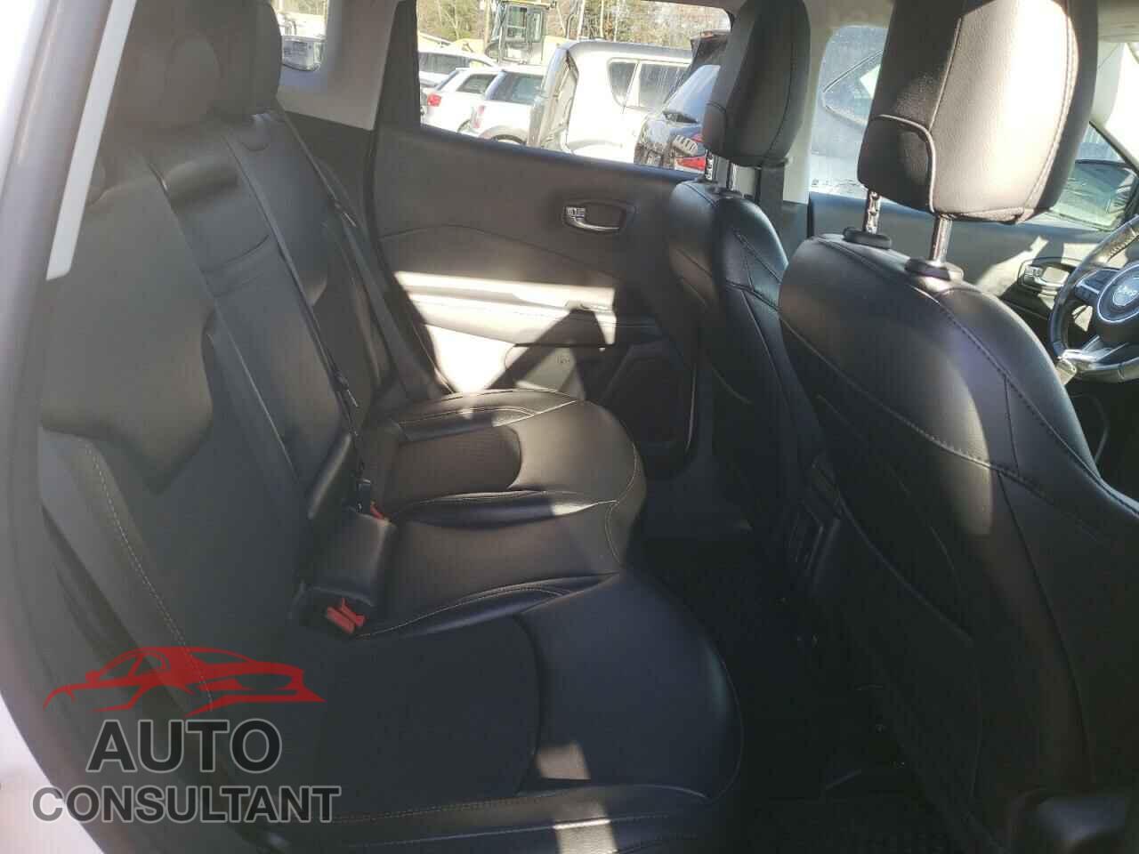 JEEP COMPASS 2020 - 3C4NJDBB7LT145357
