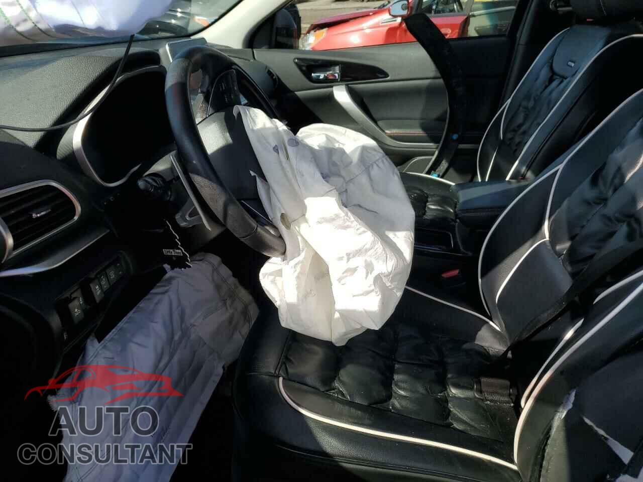 MITSUBISHI ECLIPSE 2019 - JA4AT5AA8KZ000370