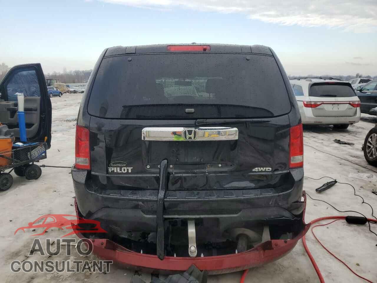 HONDA PILOT 2015 - 5FNYF4H26FB044478
