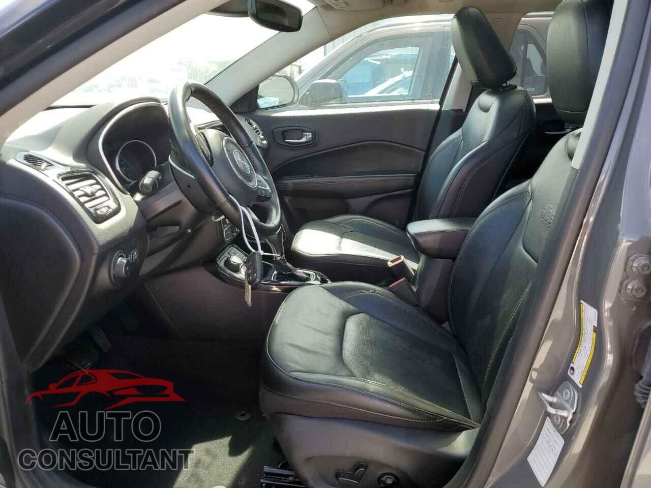 JEEP COMPASS 2021 - 3C4NJDCB6MT583500