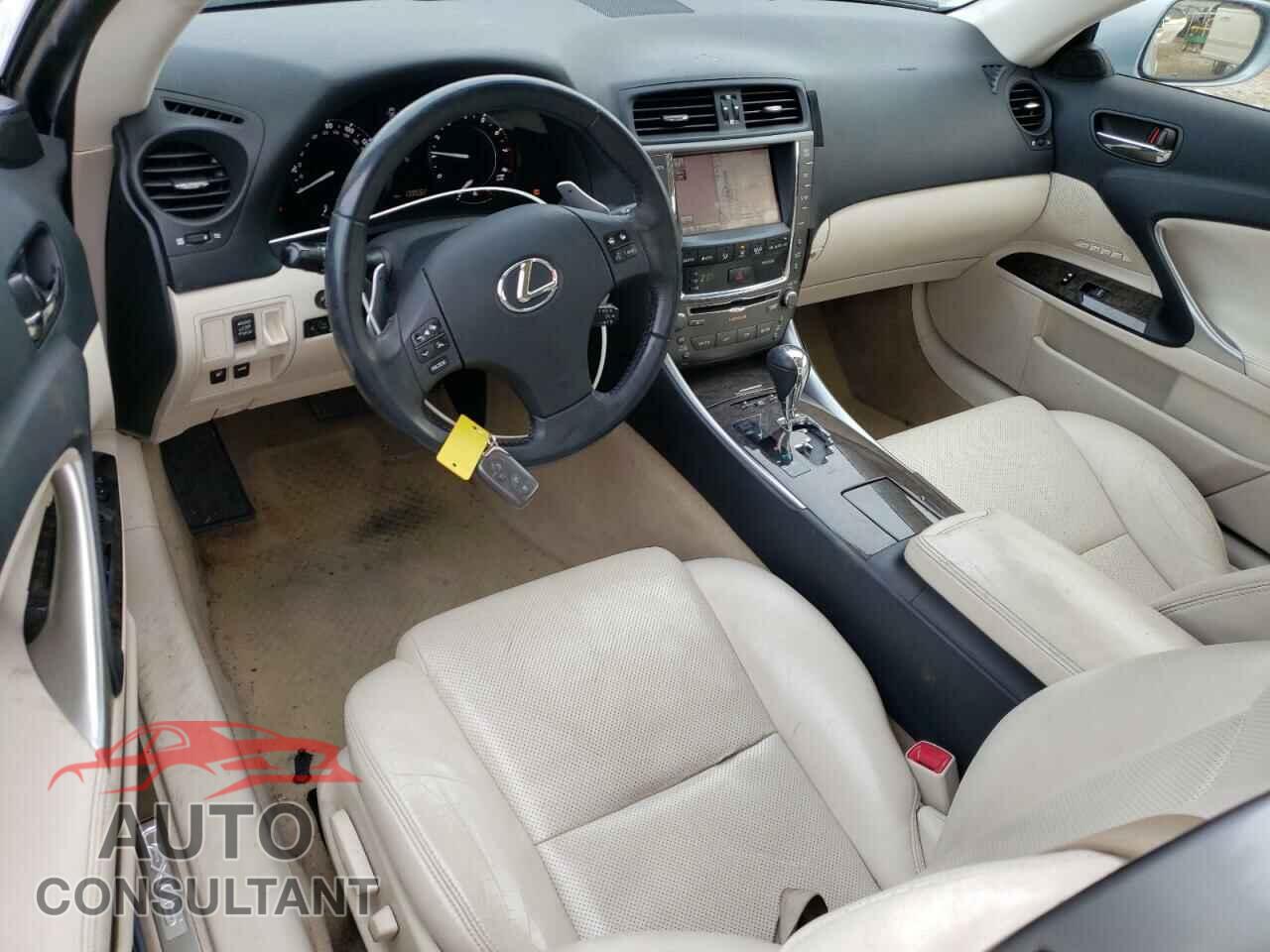 LEXUS IS 2010 - JTHFE2C27A2501279