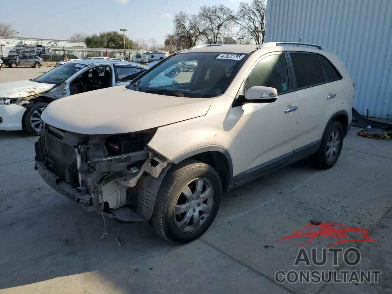 KIA SORENTO 2011 - 5XYKT3A18BG106301