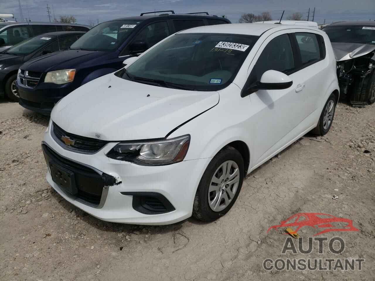 CHEVROLET SONIC 2019 - 1G1JG6SBXK4131278