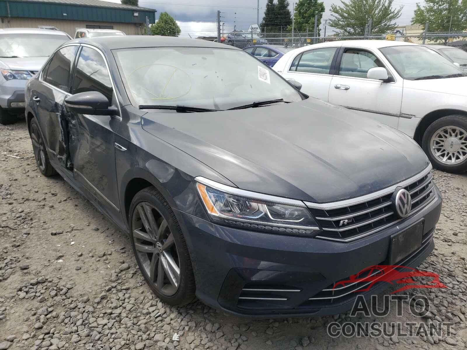 VOLKSWAGEN PASSAT 2017 - 1VWDT7A30HC026020