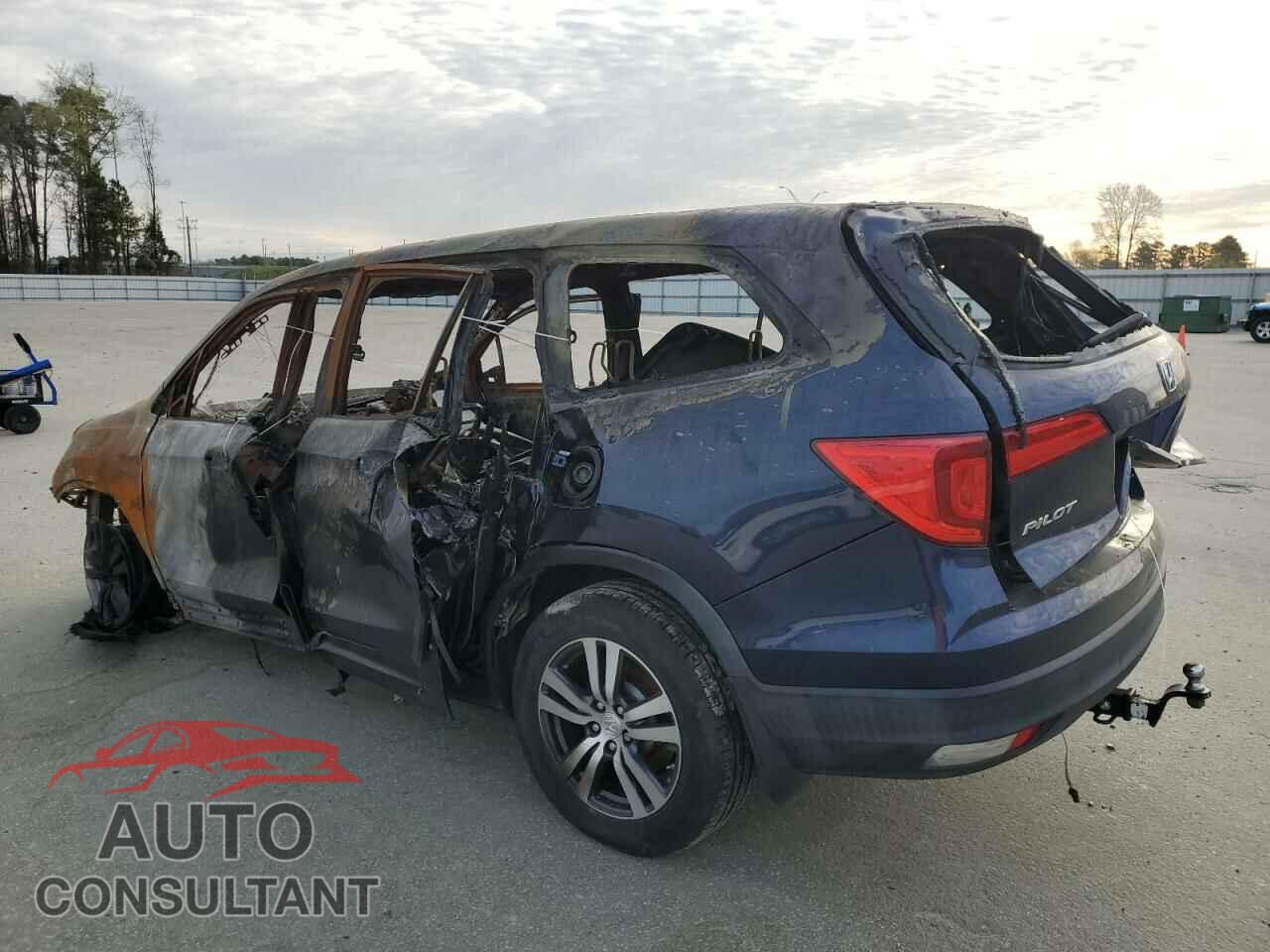 HONDA PILOT 2018 - 5FNYF5H38JB021663