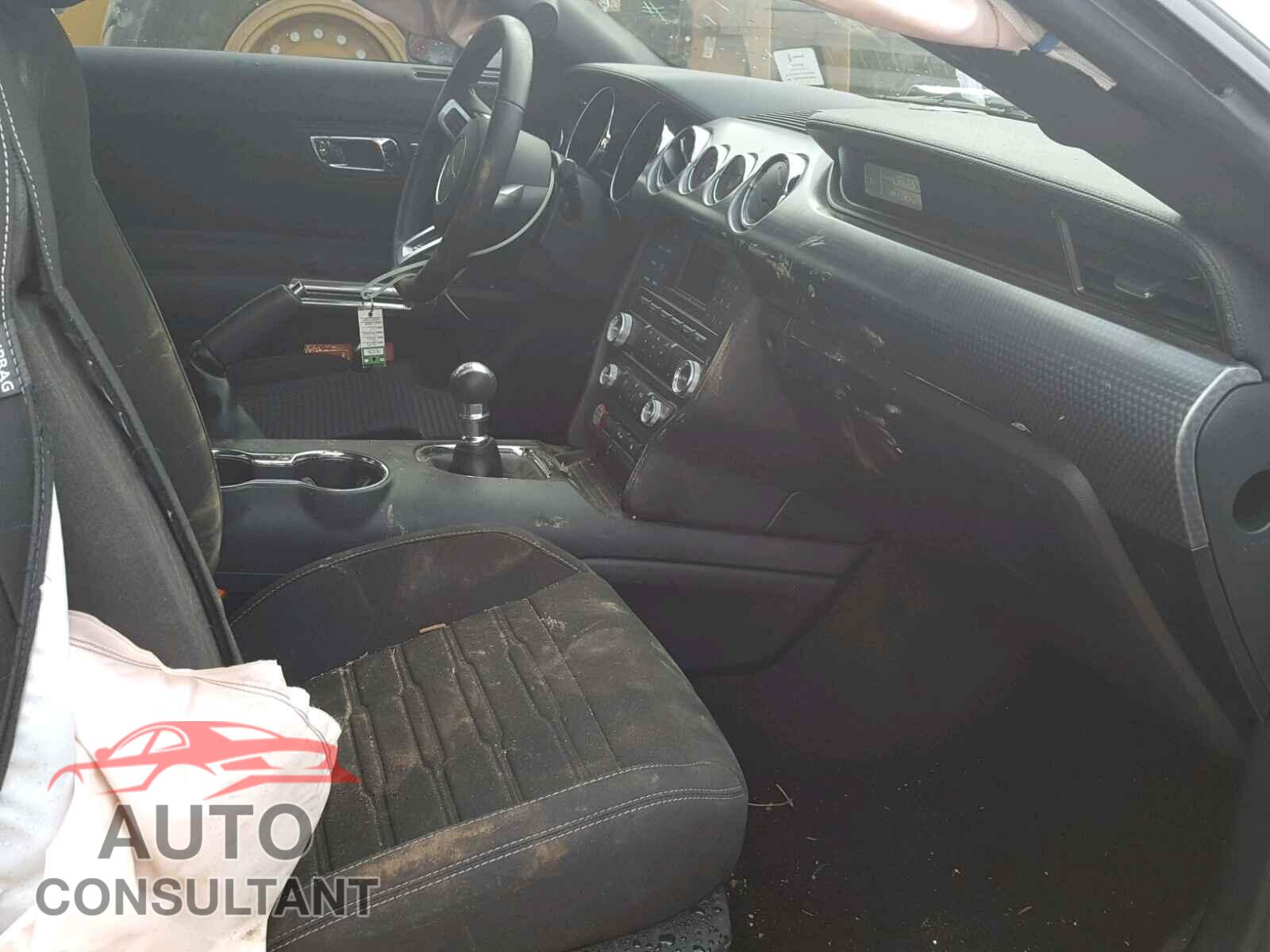 FORD MUSTANG 2017 - 1FA6P8CFXH5330351