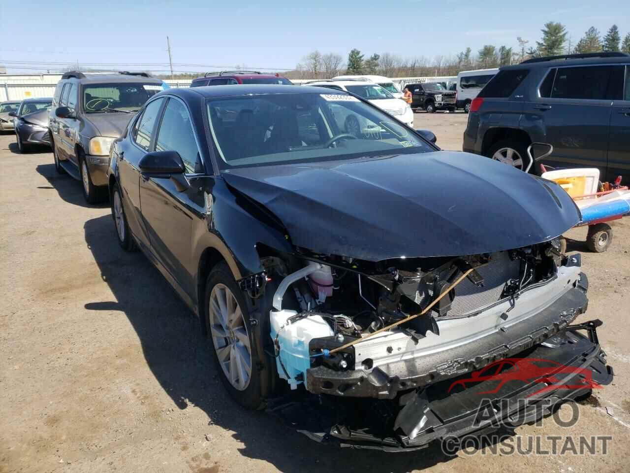 TOYOTA CAMRY 2022 - 4T1C11BK4NU057750
