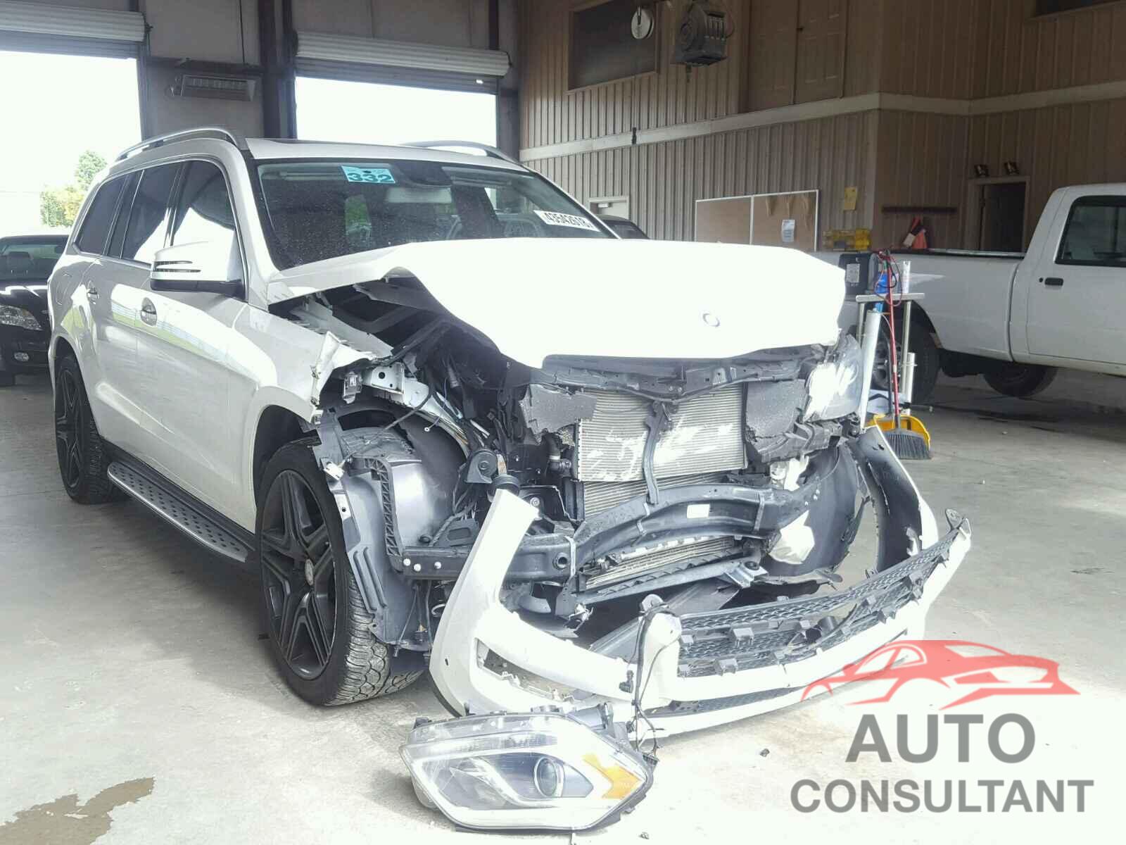 MERCEDES-BENZ GL 450 4MATIC 2015 - 4JGDF6EE6FA495696